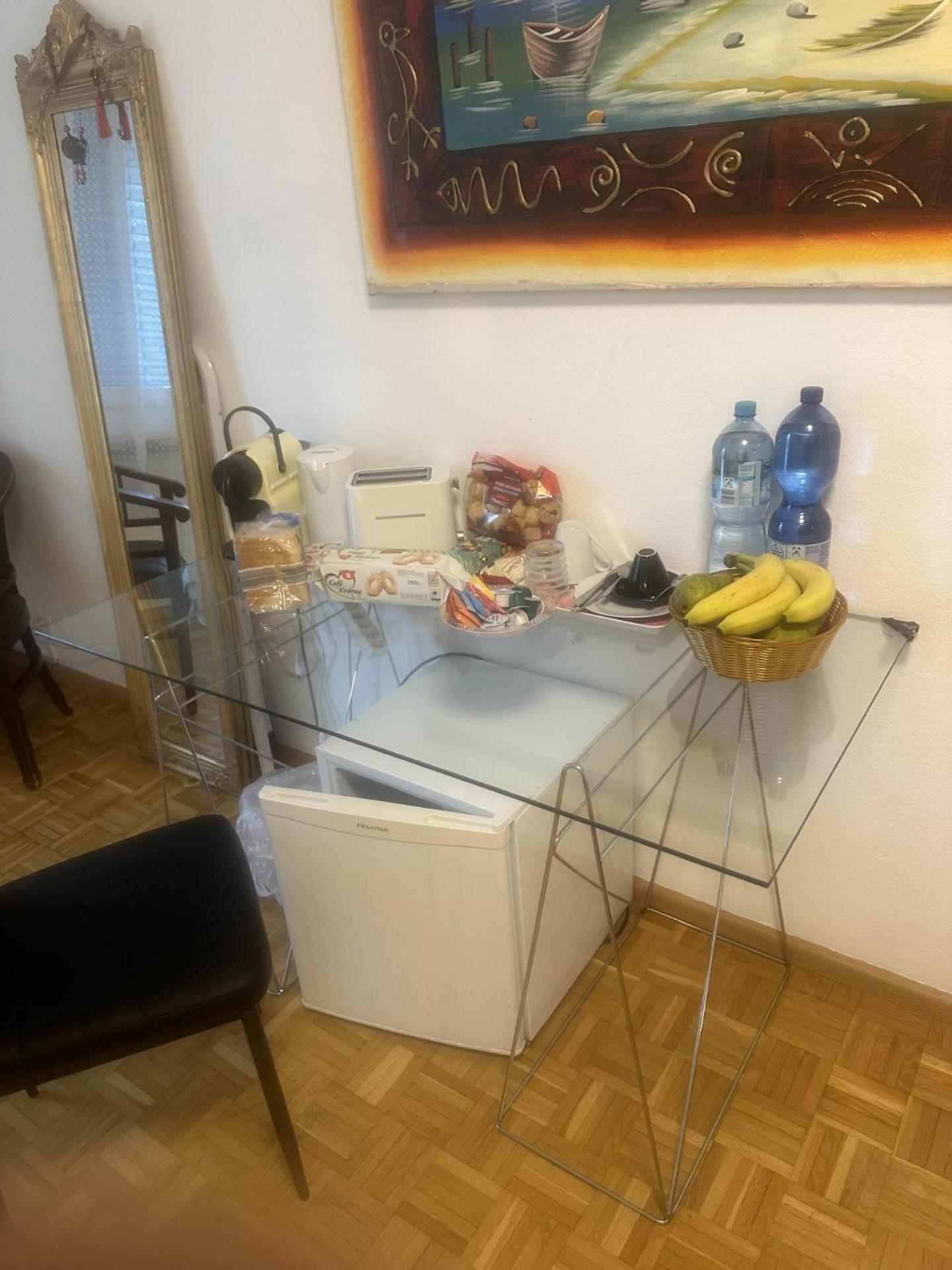 Schoenes Zimmer In Der City Базел Екстериор снимка